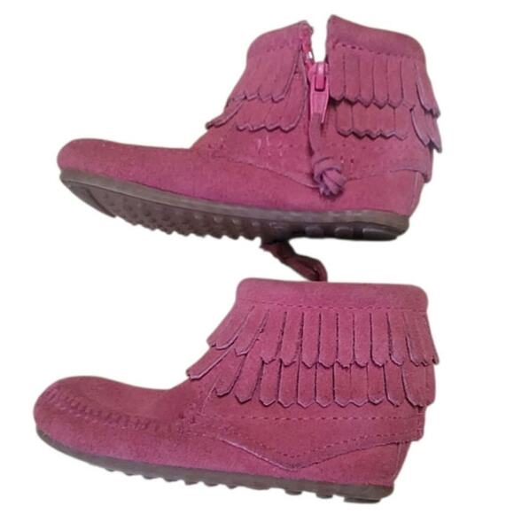 Minnetonka Double Fringe Side Zip Pink Moccasins Child SZ 6 - Picture 5 of 9